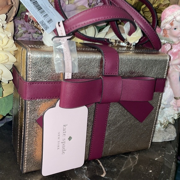 NWT Kate Spade Wrapping Party Gift Box Crossbody Bag Glittering Rose Meta $359 - Picture 10 of 12